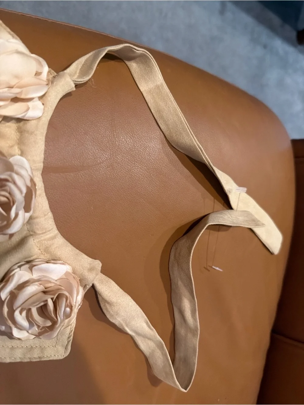 NWT! Free People Beige Floral Hair Collar or neck wrap neckla with Flowers